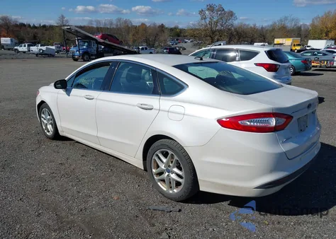 2013 Ford Fusion Se z USA, uszkodzony, nr VIN 3FA6P0HR4DR246893